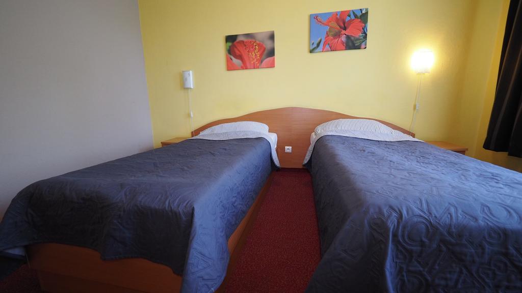 Karat Bed & Breakfast Малборк Екстериор снимка