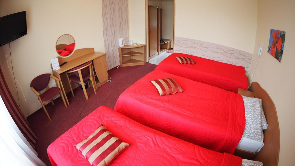 Karat Bed & Breakfast Малборк Екстериор снимка
