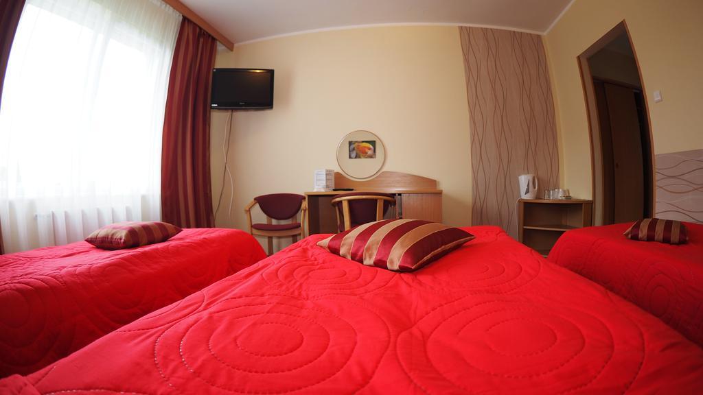 Karat Bed & Breakfast Малборк Екстериор снимка