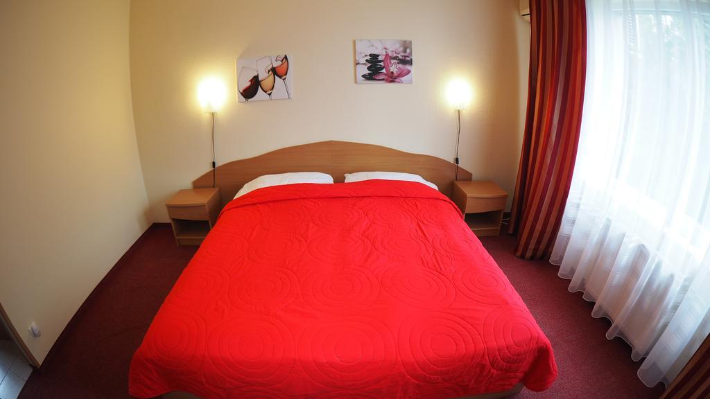 Karat Bed & Breakfast Малборк Екстериор снимка