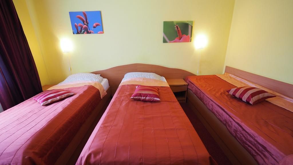 Karat Bed & Breakfast Малборк Екстериор снимка